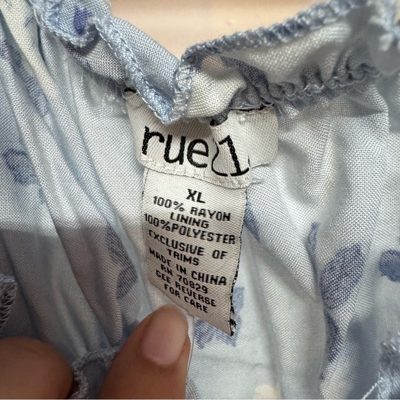 Rue21 blue floral blouse size XL women’s new with tag - Picture 3 of 4